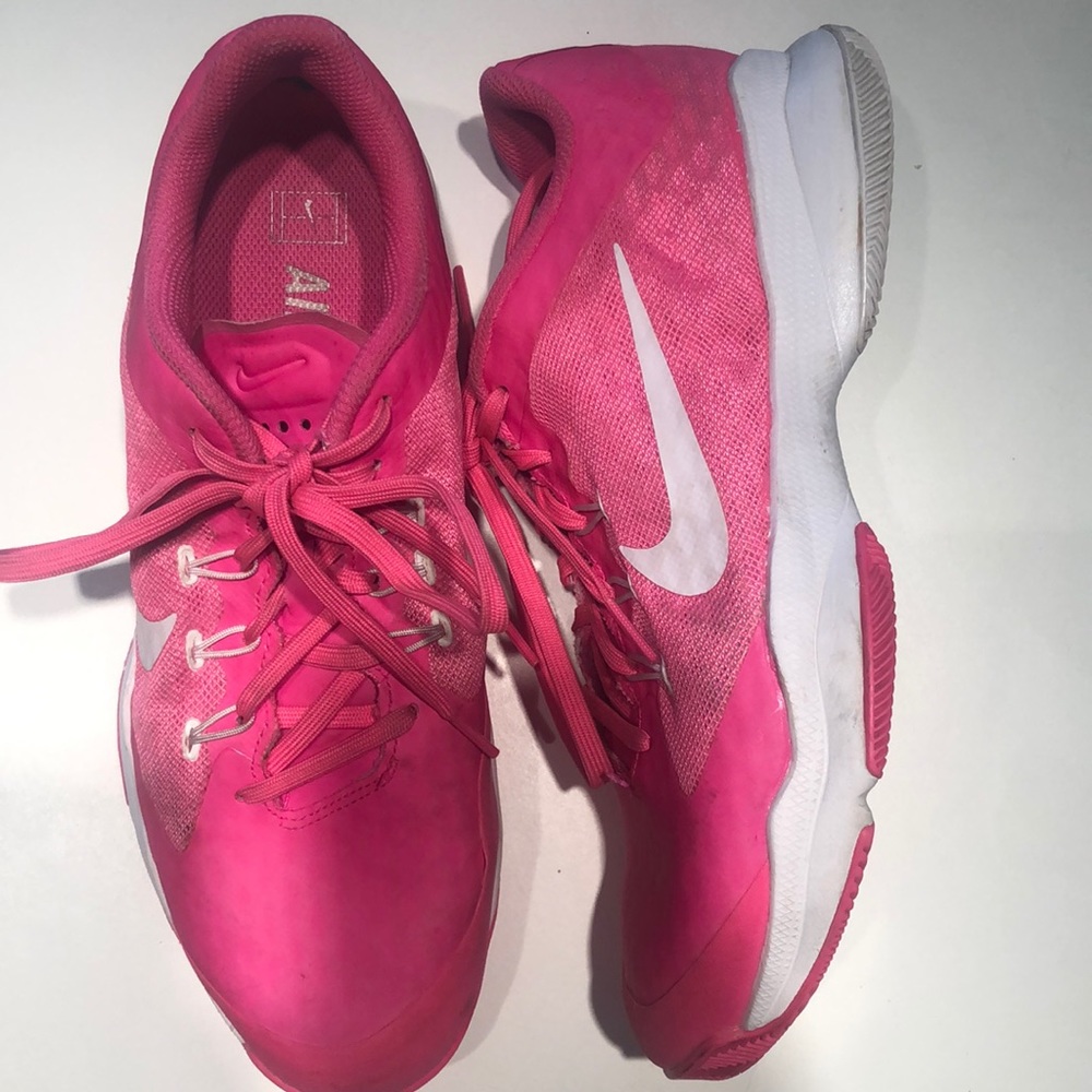 Nike Air Zoom Pink Tennis Shoes